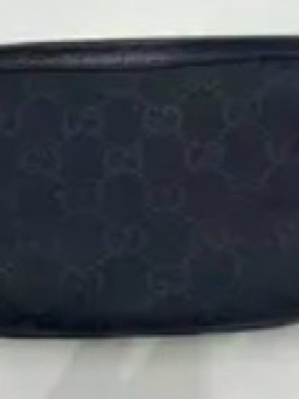 Preowned Gucci Zip Pouch wristlet